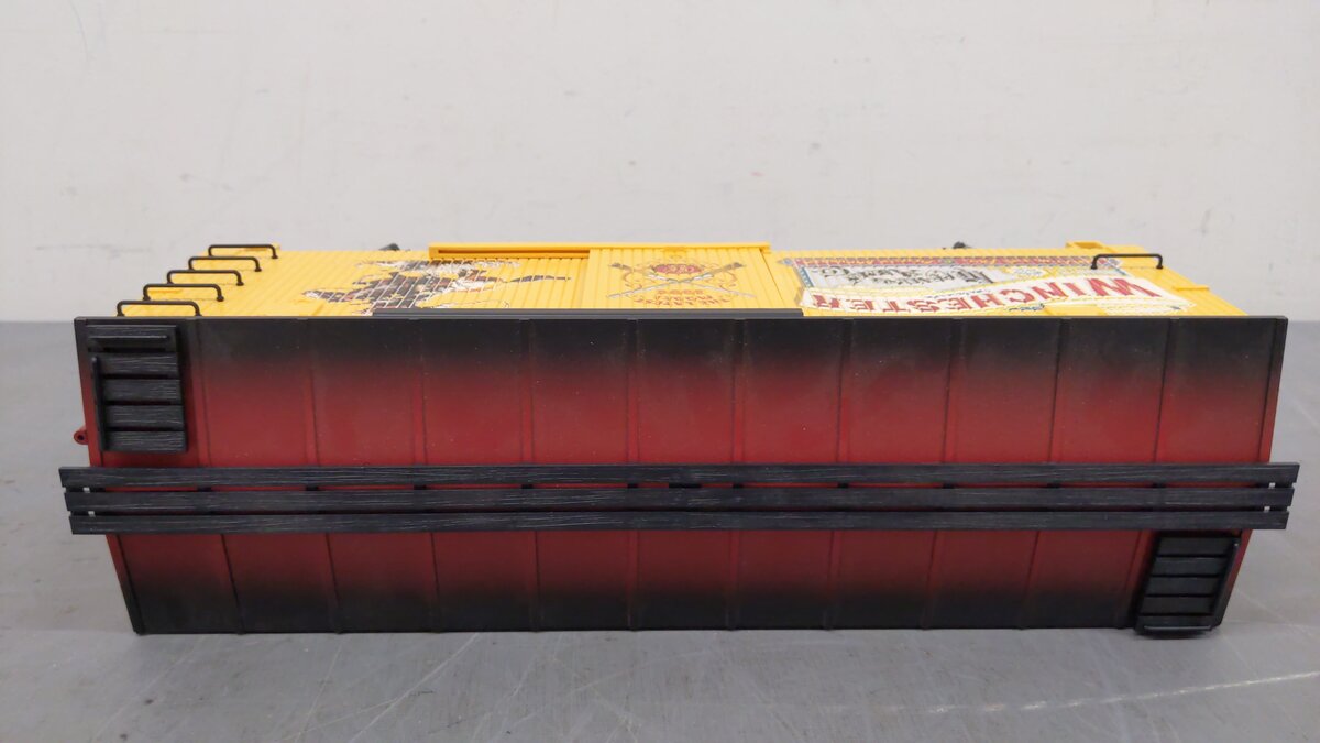 LGB 47670 G Scale Signed Winchester Rifles Boxcar EX/Box
