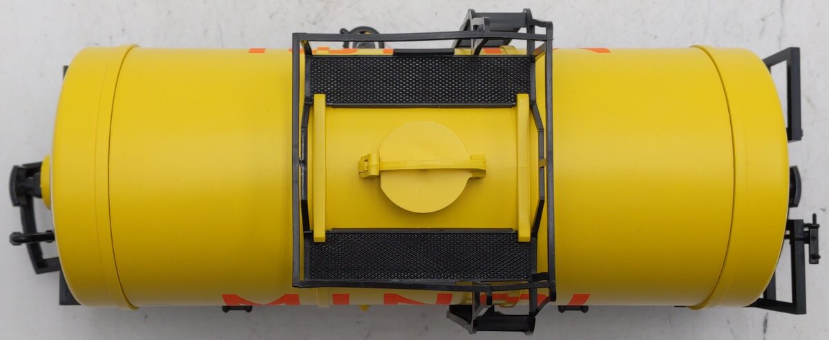 LGB 45400 G Scale Minol Single Dome Tank Car (Metal Wheels) EX/Box