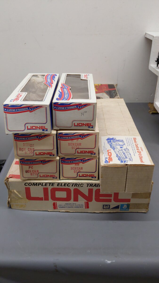Lionel 6-1187 O Gauge  Illinois Central SSS Train Set VG/Box