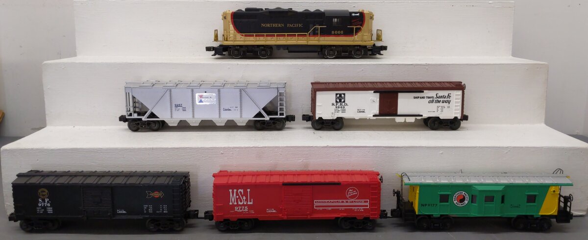 Lionel 6-1672 O Scale Northern Pacific SSS Diesel Freight Set EX/Box