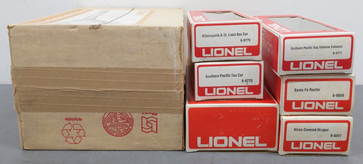 Lionel 6-1672 O Scale Northern Pacific SSS Diesel Freight Set EX/Box