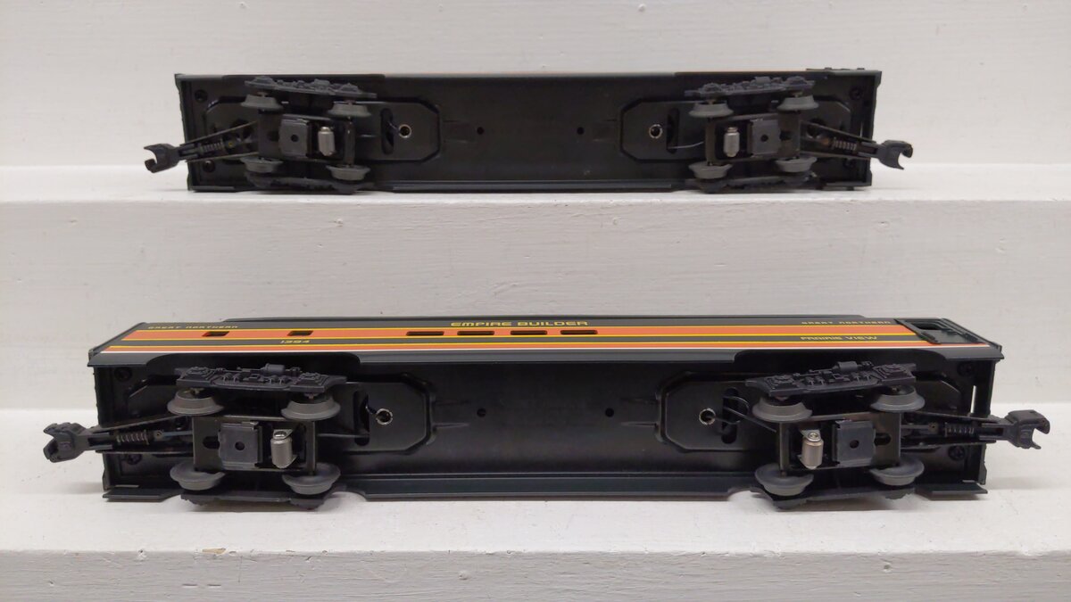 Lionel 6-19183 O Great Northern Empire Builder Full Vista Dome (Set of 2) EX/Box
