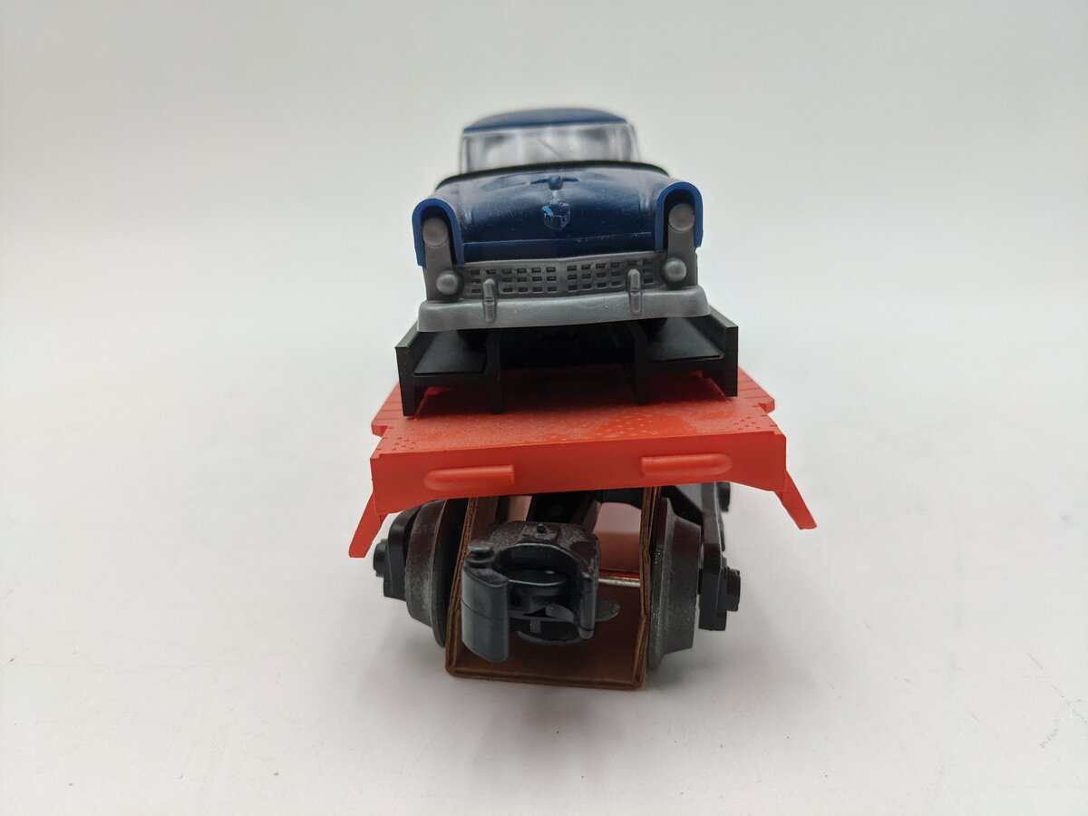Lionel 6-16933 O Gauge Lionel Lines Flatcar with 2 Blue Automobiles EX/Box