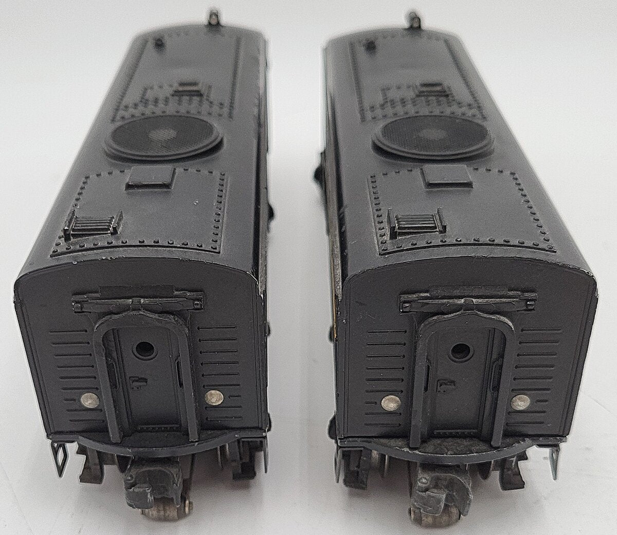 Lionel 2032 Vintage O Erie Alco AA Diesel Locomotive Set EX