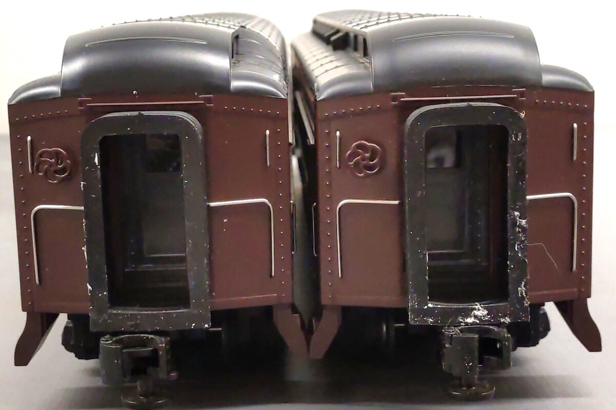 MTH 20-4125 O PRR 70' Madison Combine/Diner Passenger Car Set (Set of 2) LN/Box