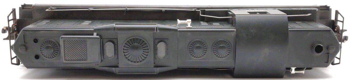 Lionel 6-8358 O Gauge Pennsylvania GP-9 Non-Powered Diesel Locomotive VG