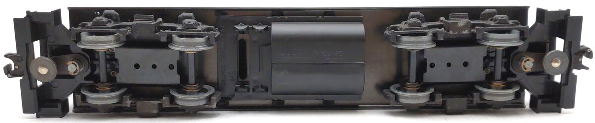 Lionel 6-8358 O Gauge Pennsylvania GP-9 Non-Powered Diesel Locomotive VG