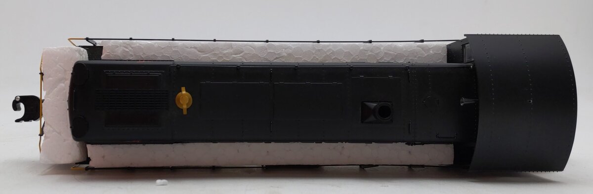 Lionel 6-28530 O Gauge Northern Pacific Alco S-4 Switcher Diesel #722 LN/Box