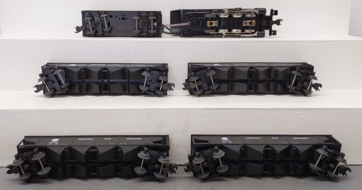 MTH 30-026 O Scale Norfolk & Western 0-8-0 O Gauge Steam Freight Train Set LN/Box