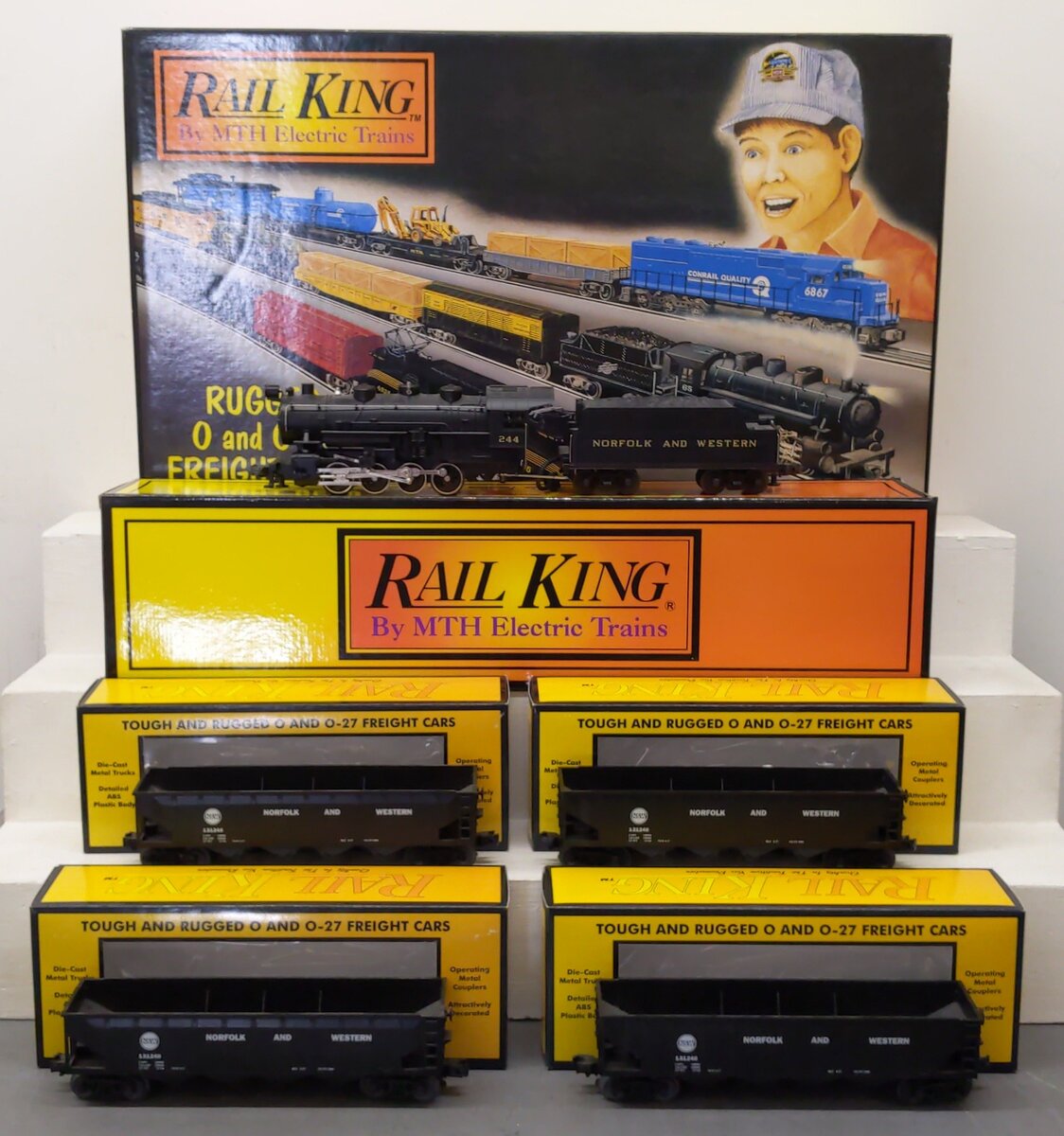 MTH 30-026 O Scale Norfolk & Western 0-8-0 O Gauge Steam Freight Train Set LN/Box