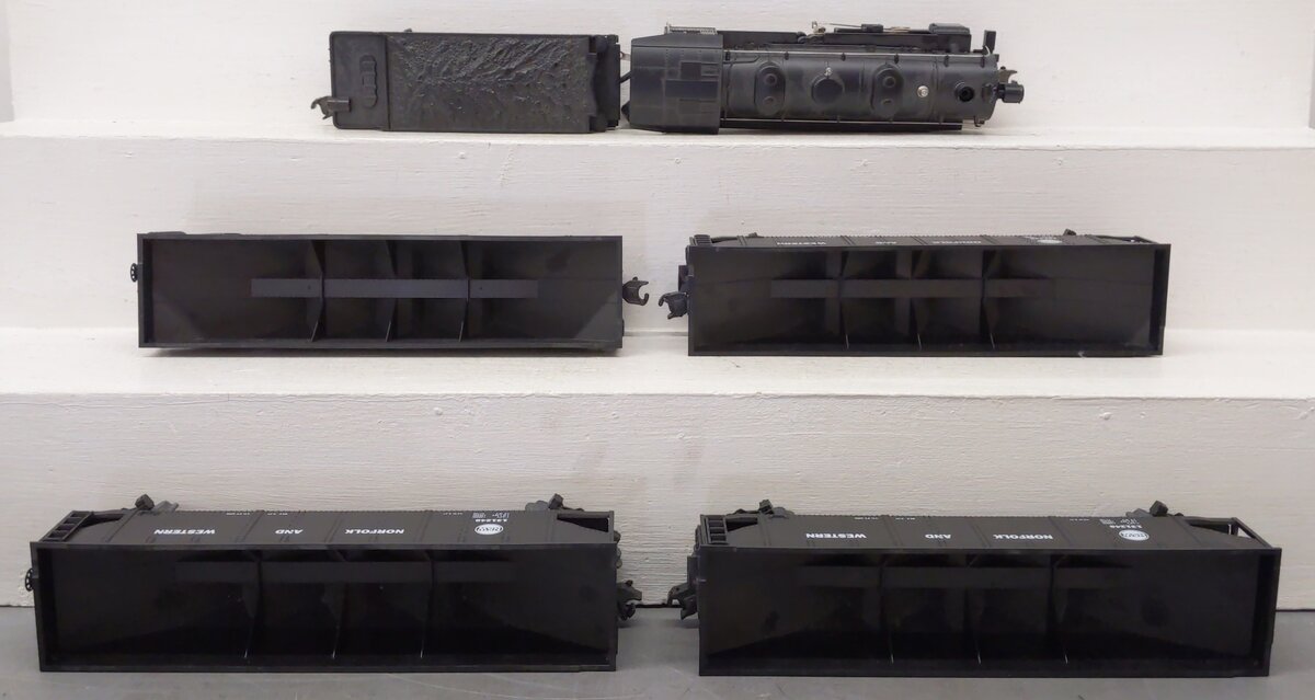 MTH 30-026 O Scale Norfolk & Western 0-8-0 O Gauge Steam Freight Train Set LN/Box