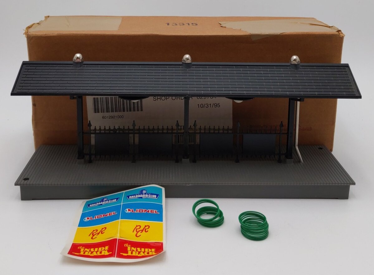 Lionel 6-12921 O Illuminated Station Platform EX/Box