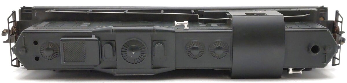 Lionel 6-8357 O Gauge Pennsylvania GP9 Diesel Locomotive #8357 VG
