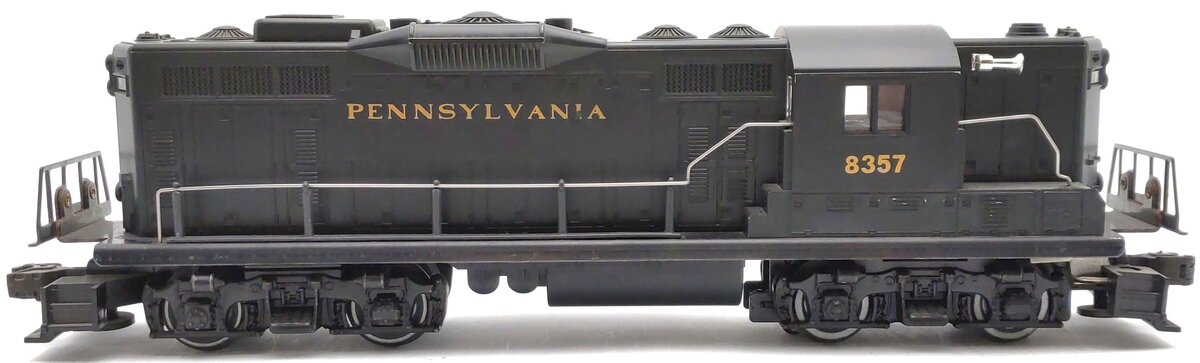 Lionel 6-8357 O Gauge Pennsylvania GP9 Diesel Locomotive #8357 VG