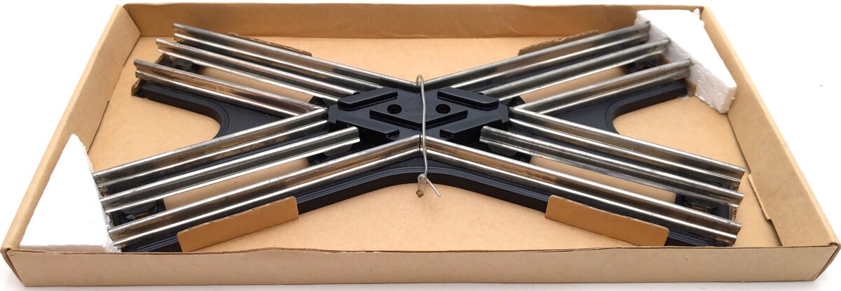 Lionel 6-65545 O Gauge 45 Degree Crossover EX/Box