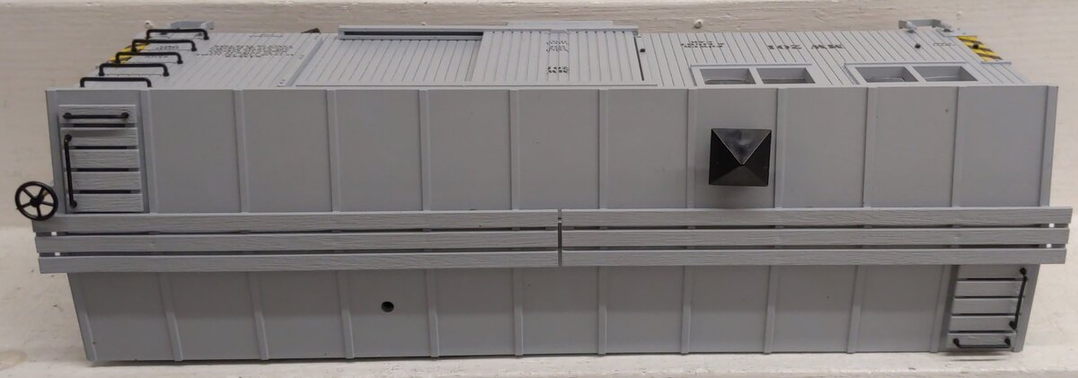 USA Trains 18500 G Maintenance of Way Power & Light Car #210 w/Sound VG/Box