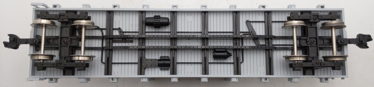 USA Trains 1810 G Maintenance of Way Flat Car w/o Load (Metal Wheels) EX/Box