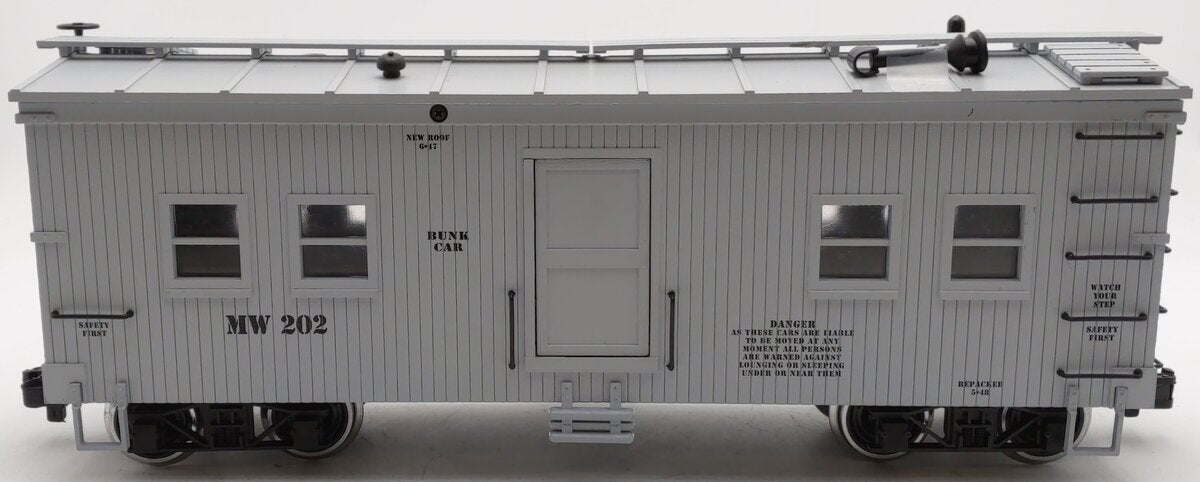 USA Trains 1830 G Scale Maintenance of Way Bunk Car (Metal Wheels) EX/Box
