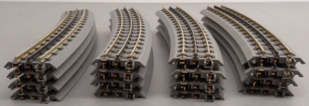 MTH 40-1054 O Gauge RealTrax O54 Track Sections (16) EX