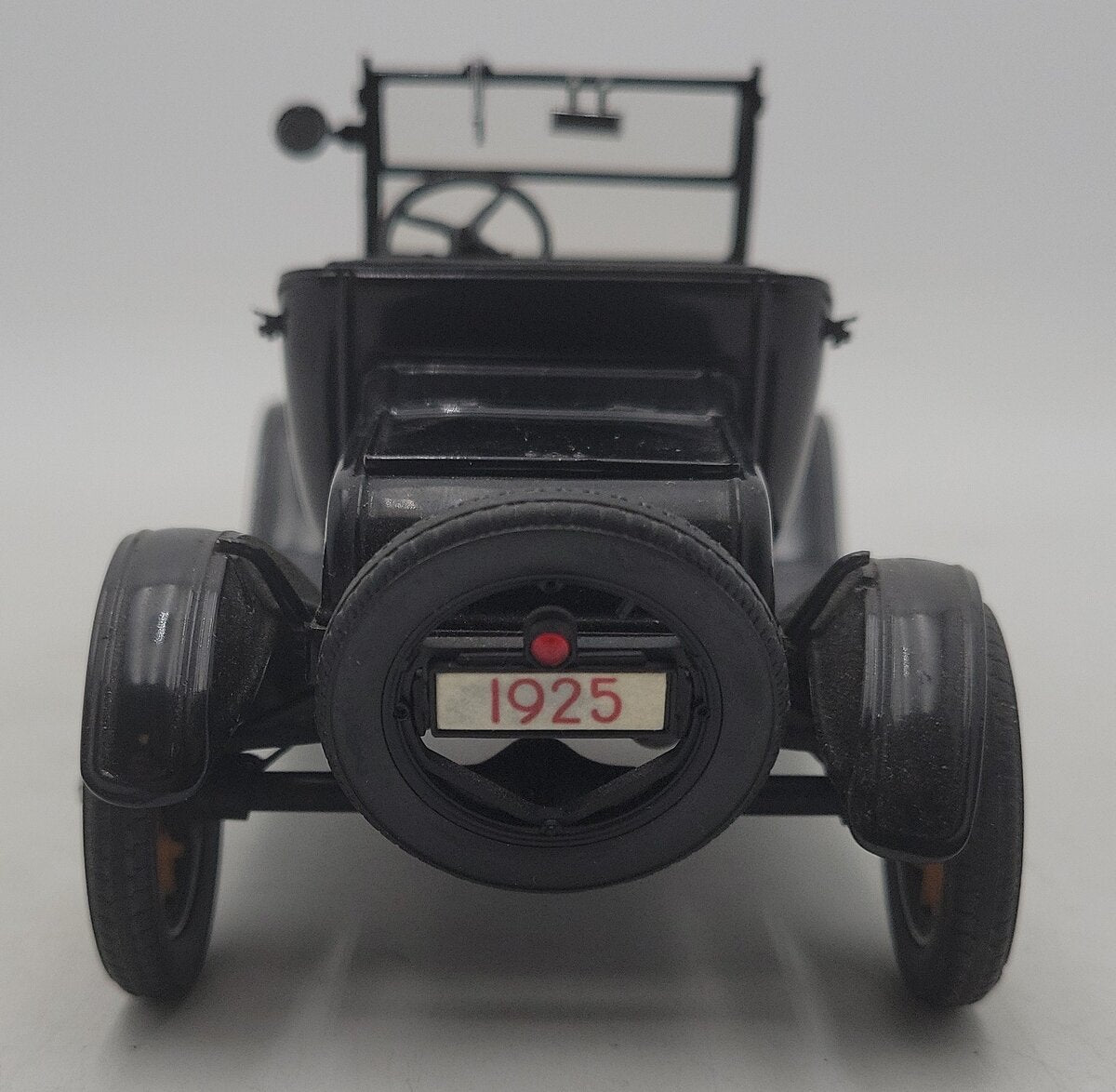 Danbury Mint 1925 1:24 1925 Model T Ford EX/Box