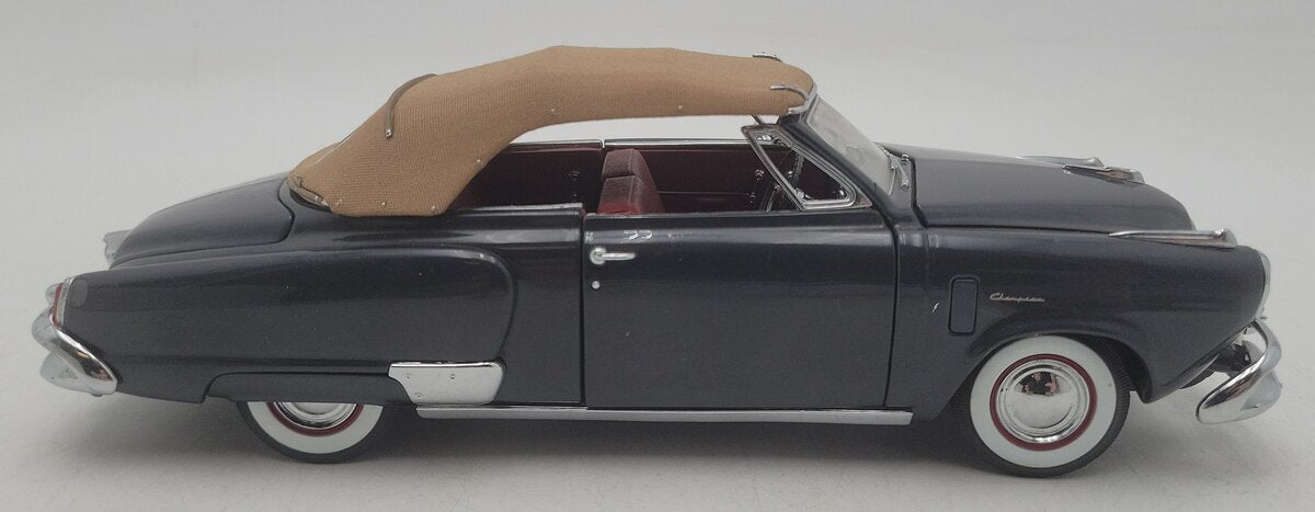 Danbury Mint 1:24 Scale 1950 Studebaker Champion Convertible EX/Box