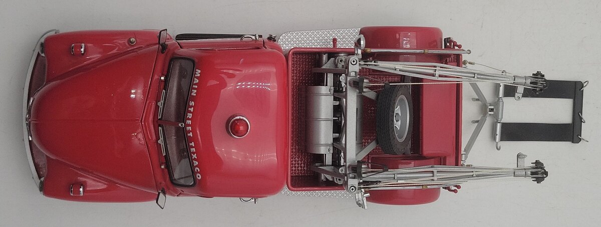 Danbury Mint 1952 1:24 Chevy Texaco Wrecker EX/Box