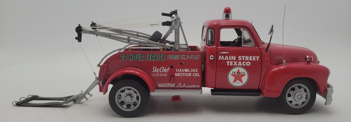 Danbury Mint 1952 1:24 Chevy Texaco Wrecker EX/Box