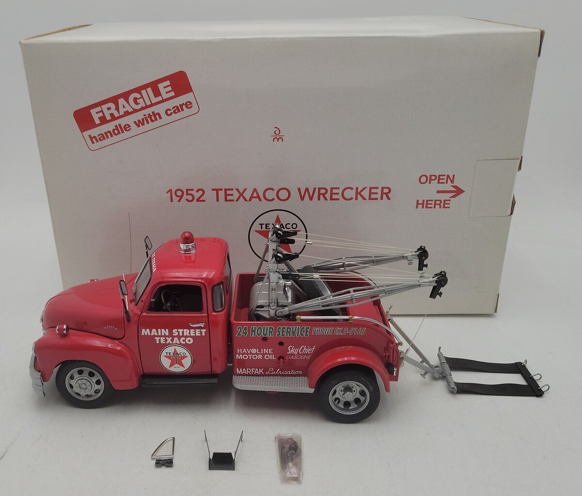 Danbury Mint 1952 1:24 Chevy Texaco Wrecker EX/Box