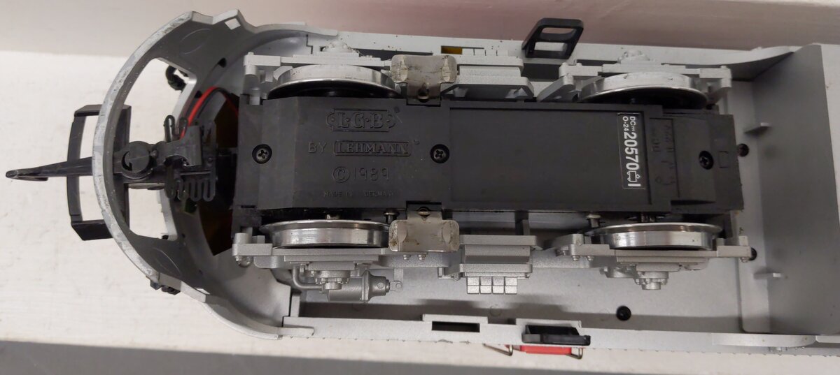 LGB 20570 G Scale Santa Fe EMD F7 Diesel Engine #331 with Knuckle Coupler VG/Box