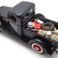 Danbury Mint 1935 1:24 1935 Ford 50-830 Half-Ton Pick-up w/Load EX/Box