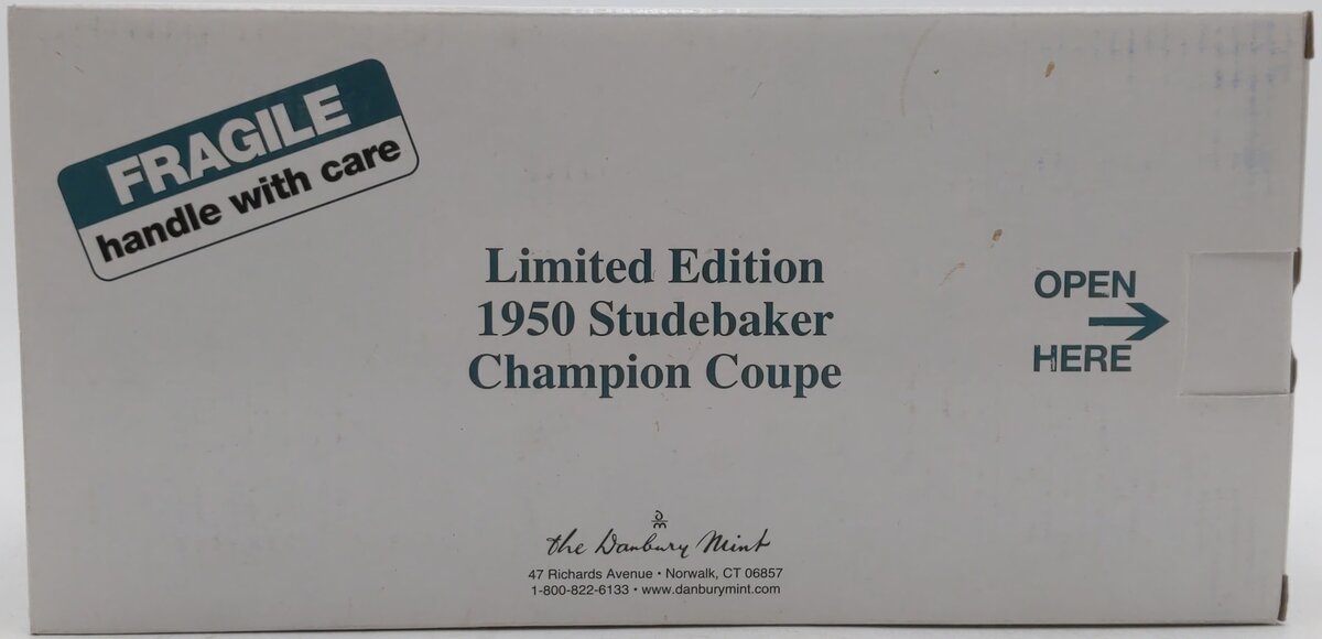 Danbury Mint 1950 1:24 1950 Studebaker Champion Car NIB
