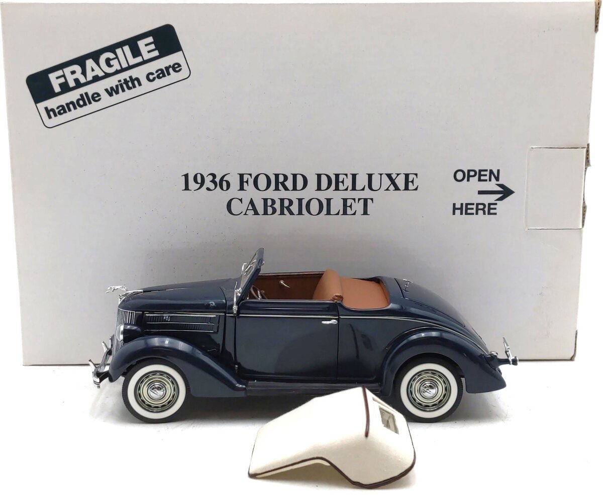Danbury Mint 1936 1:24 1936 Ford Deluxe Cabriolet EX/Box