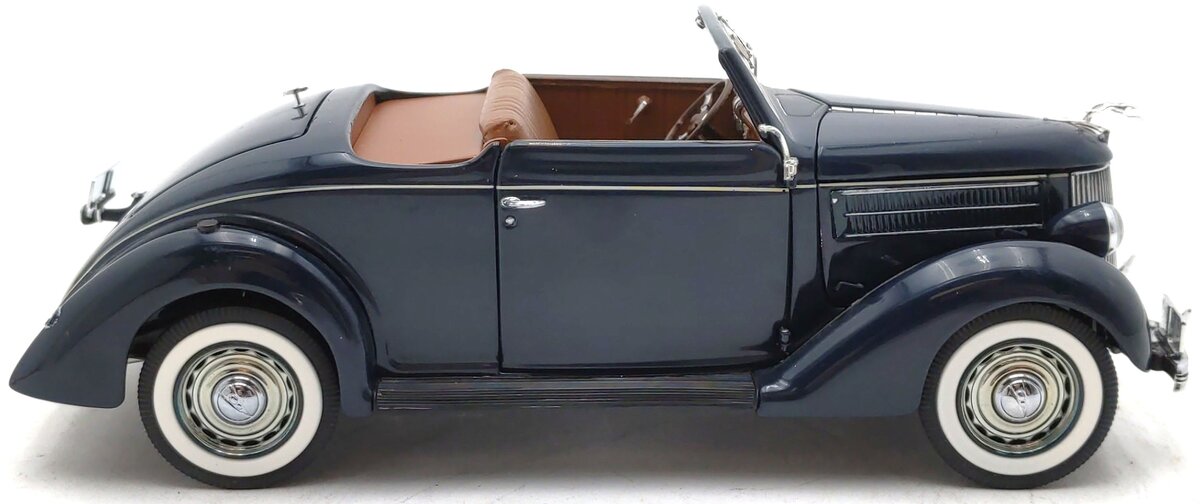 Danbury Mint 1936 1:24 1936 Ford Deluxe Cabriolet EX/Box