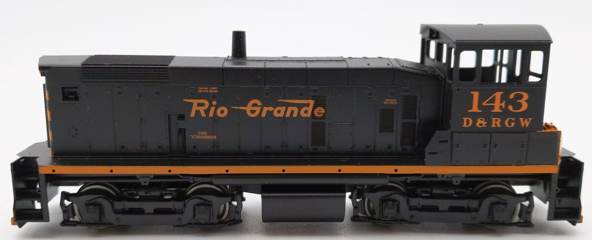Athearn 3932 HO Scale Rio Grande SW 1000 Powered Diesel Locomotive #143 EX/Box