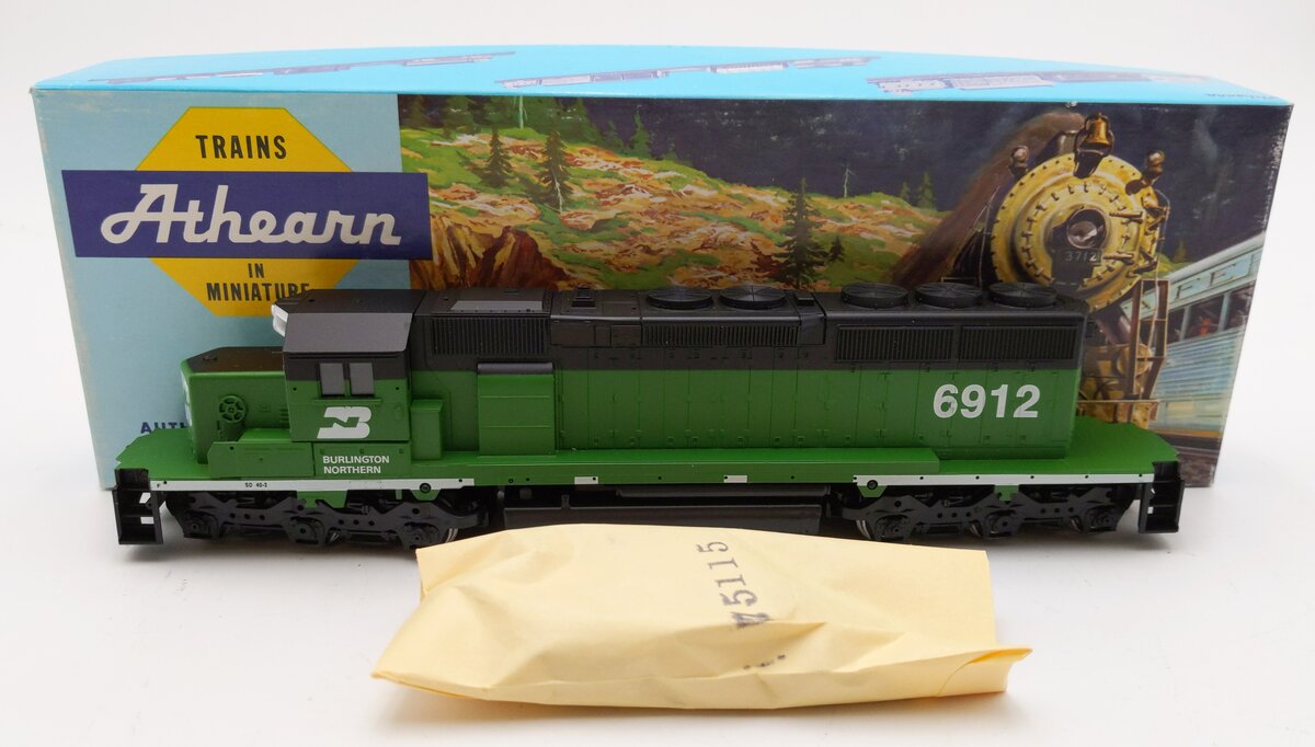 Athearn 4414 HO Scale Burlington Northern SD40-2 Powered Diesel Locomotive #6912 VG/Box
