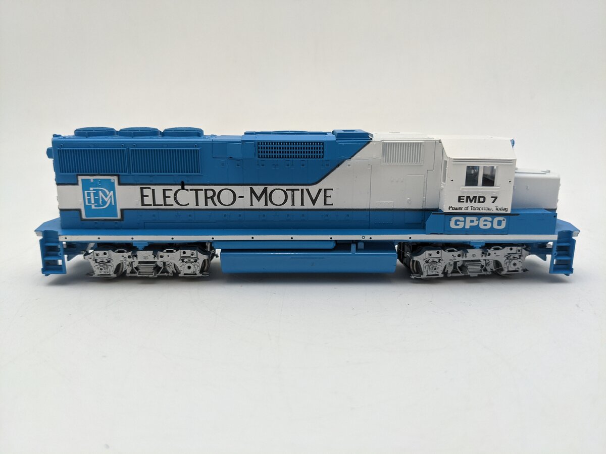 Athearn 4765 HO Scale EMD Demo GP60 Powered Diesel Locomotive #7 EX/Box