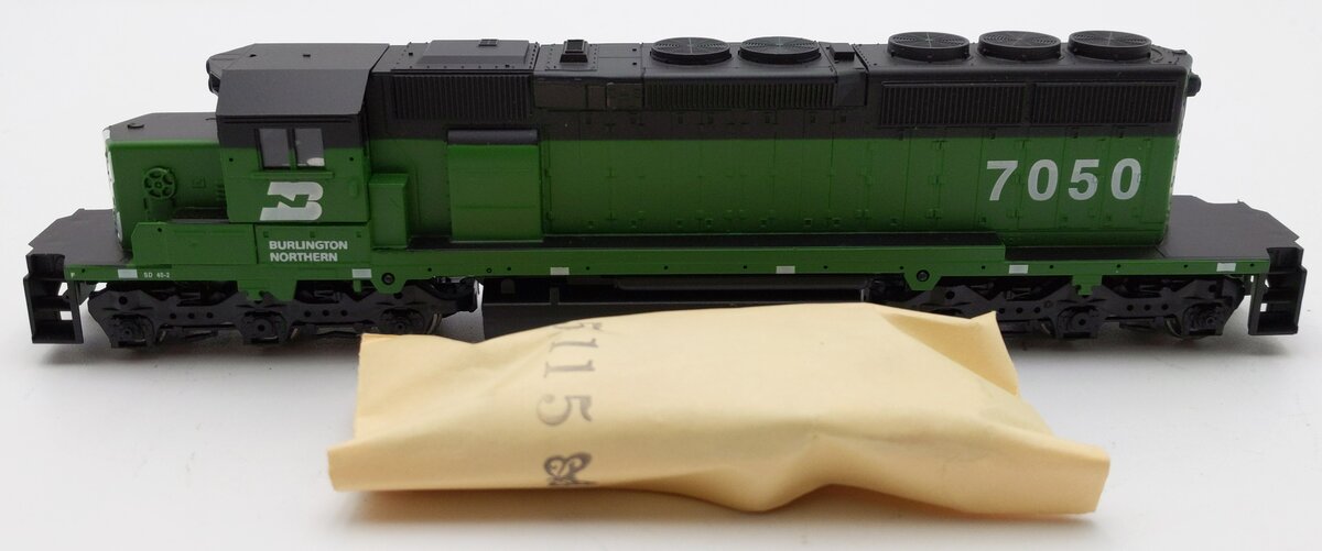 Athearn 4403 HO Burlington Northern SD40-2 Powered Diesel Locomotive #7050 VG