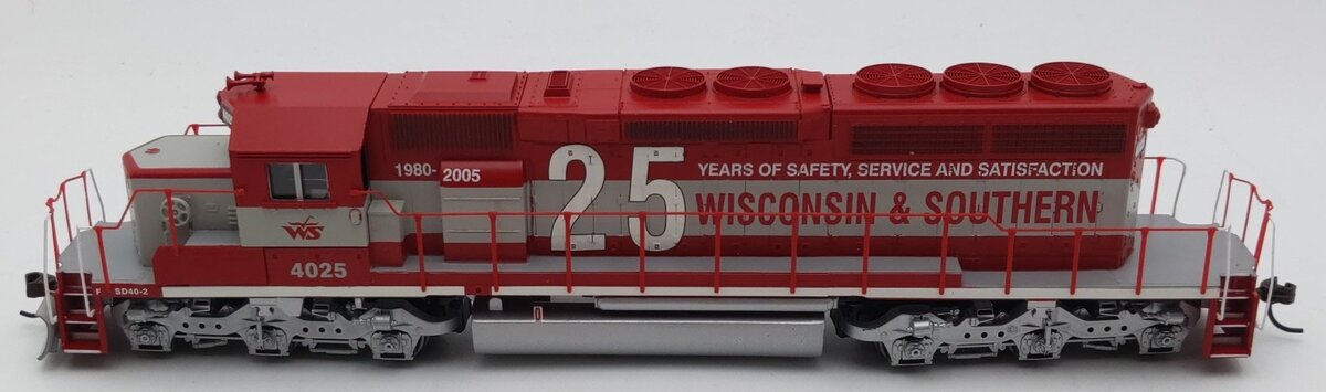 Athearn 80171 HO Scale Wisconsin & Southern SD40-2 Diesel Locomotive #4025 LN/Box