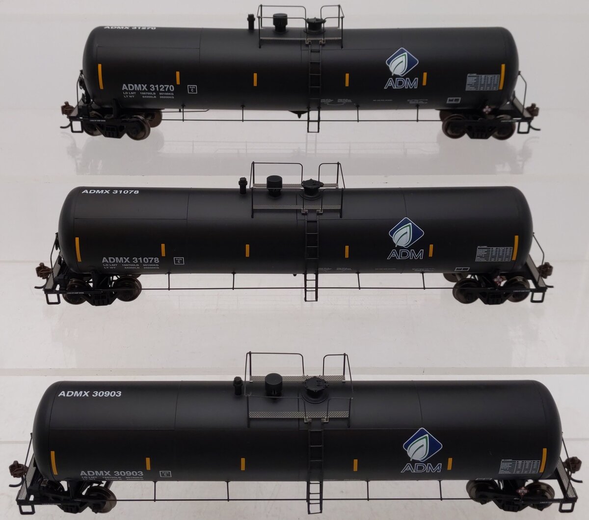 Athearn 29883 HO Scale ADM Transportation Tank Cars (Set of 3) LN/Box