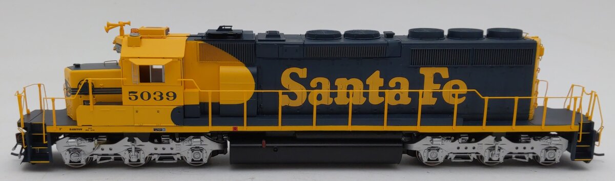Athearn 98267 HO Scale Santa Fe SD40-2 Diesel Locomotive #5039 EX/Box