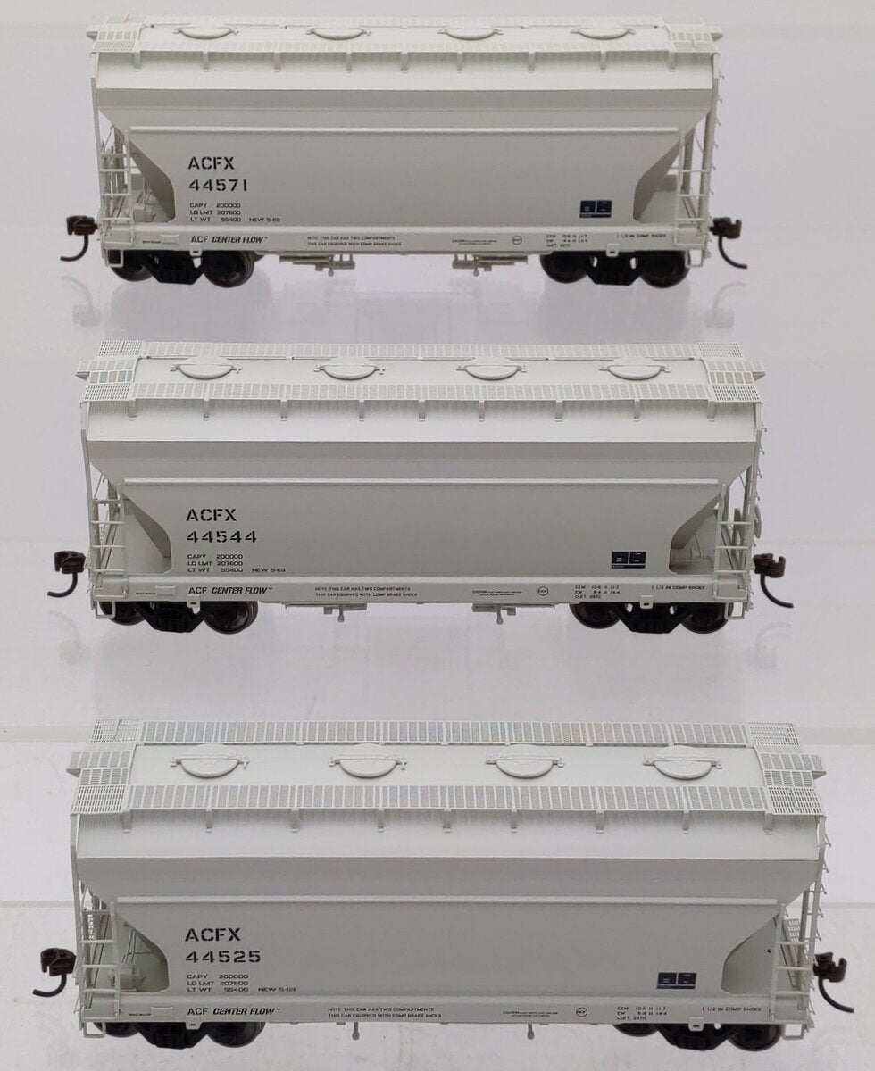 Athearn 81058 HO Scale ACFX Covered Hopper Cars (Set of 3) LN/Box