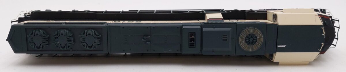 Athearn G64804 HO Scale Burlington Northern SD70MAC Diesel Locomotive #9518 NIB