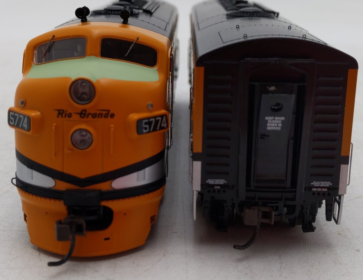 Athearn G3202 HO Scale D&RGW F-9A/B Diesel Locomotive Set EX/Box