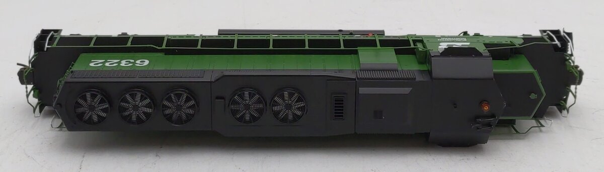 Athearn 98732 HO Scale Burlington Northern RTR SD40 Diesel Locomotive #6322 LN/Box