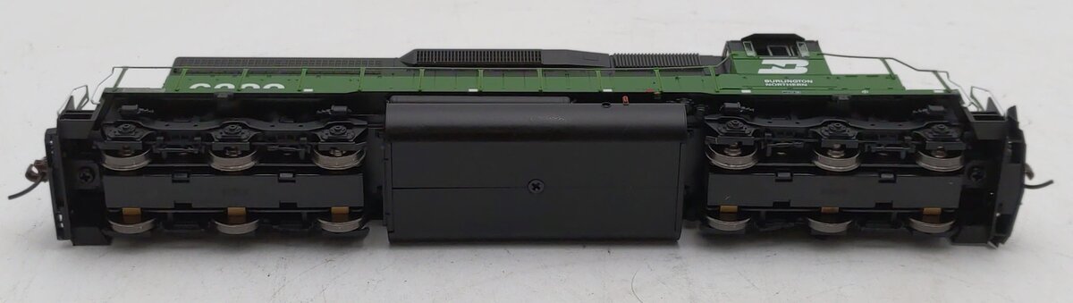 Athearn 98732 HO Scale Burlington Northern RTR SD40 Diesel Locomotive #6322 LN/Box