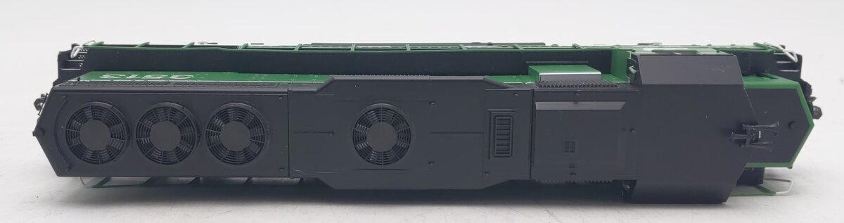 Atlas 8901 HO Scale Burlington Northern GP-40 Diesel Locomotive #3513 LN/Box