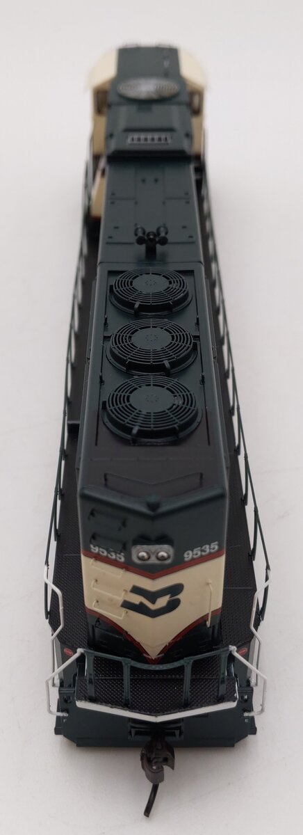 Athearn G6423 HO Burlington Northern SD-70MAC Diesel Engine #9535 EX/Box