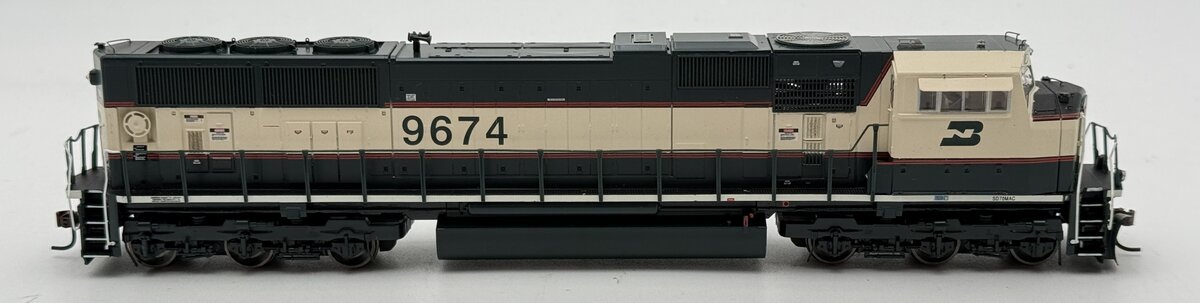 Athearn G64767 HO Burlington Northern/Executive SD70MAC Diesel Locomotive #9674 LN/Box