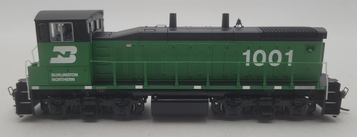 Atlas 9952 HO Scale Burlington Northern MP-15DC Diesel #1001 EX/Box