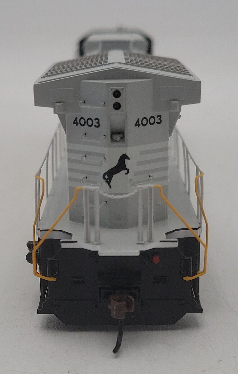 Roundhouse 77704 HO Norfolk Southern AC4400CW Diesel Locomotive #4003 LN/Box